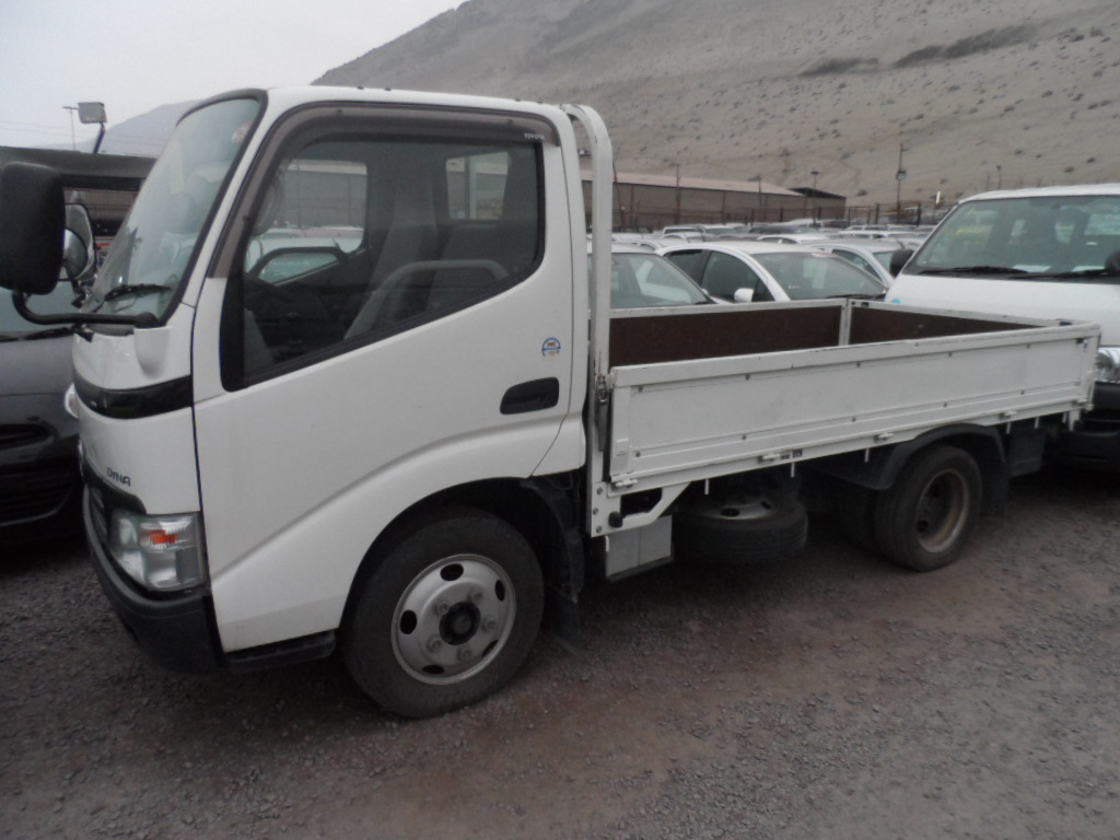 AUTO IQUIQUE VENTA DE VEH CULOS ZONA FRANCA IQUIQUE LEY 20 422 DISCAPACIDAD TOYOTA DYNA A O 