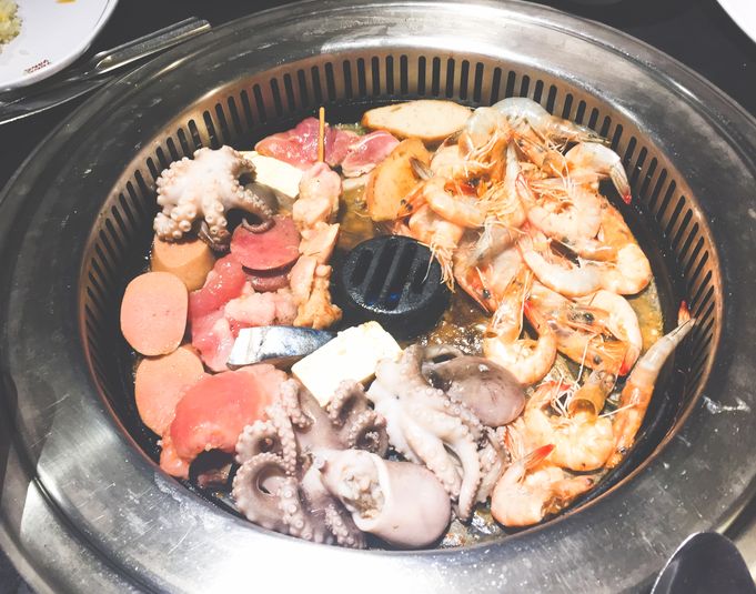 Tong Yang ShabuShabu and Barbecue the food choices are endless Dad