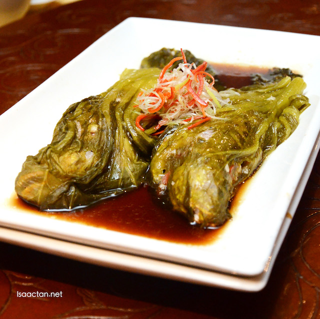 Traditional Steamed Tiger-Toothed Croaker with Pork, Ham and Garlic Wrapped with Aromatic Chinese Cabbage - RM98