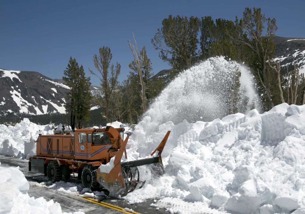 daily timewaster Tioga Pass is the highest pass in the Sierra, and the
