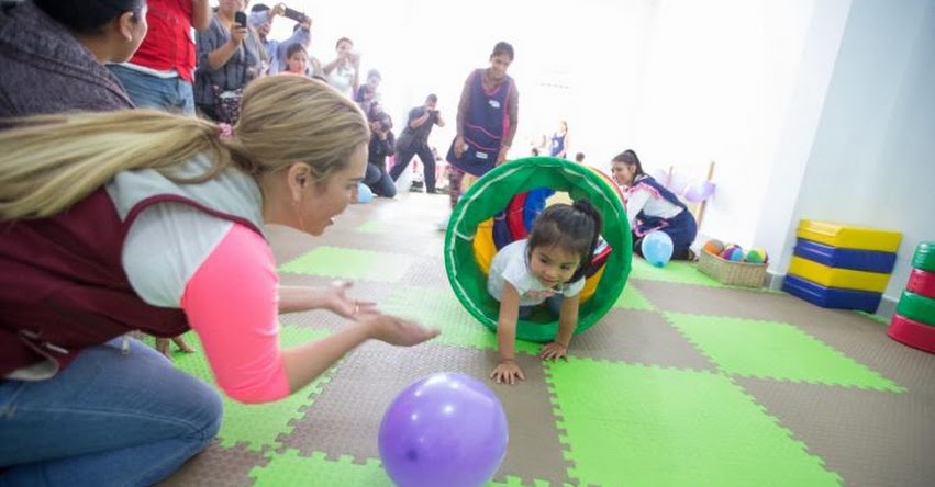 CUNA MÁS: Madres de Carapongo cuentan con programa social para el cuidado de sus hijos - www.cunamas.gob.pe CUNA MÁS: Madres de Carapongo cuentan con programa social para el cuidado de sus hijos - www.cunamas.gob.pe