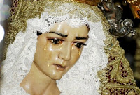 Virgen de la Candelaria Foto de la Virgen de la Candelaria con lágrimas en los ojos