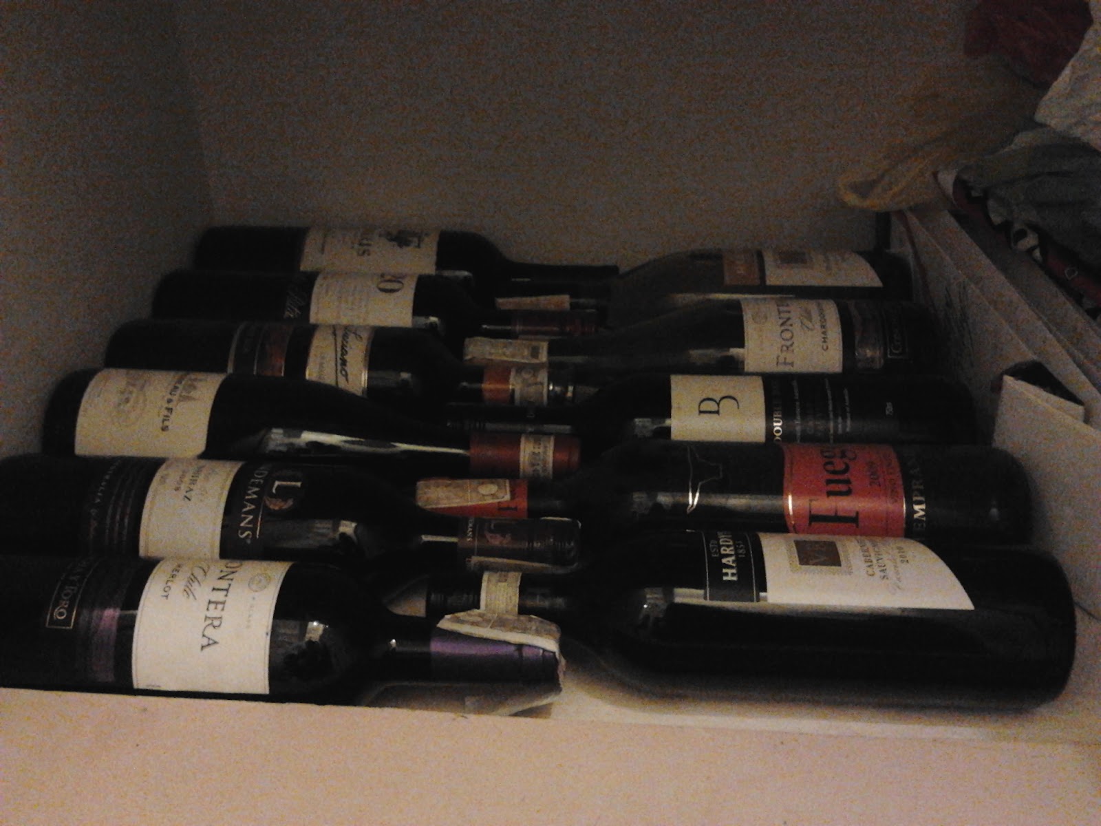 j s n c r u z: Wines