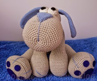 http://conadeartesania.blogspot.com.es/2014/04/amigurumi-perrito-leopoldo.html