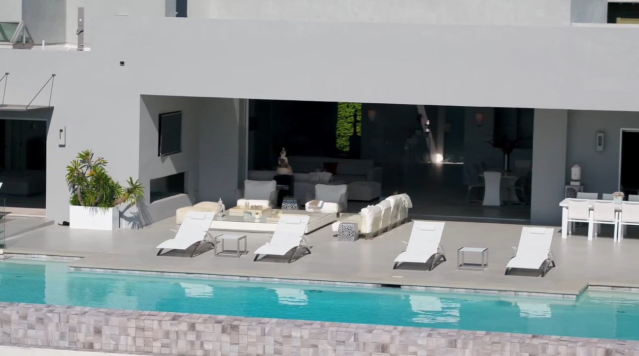 31 Photos vs. 2791 Ellison Dr, Beverly Hills vs, Luxury Home Interior Design Tour