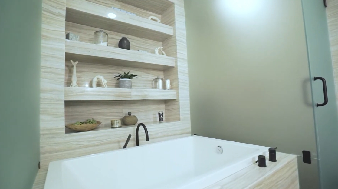 Tour 2200 N Ocean Blvd N602 Fort Lauderdale vs. 41 Interior Design Photos