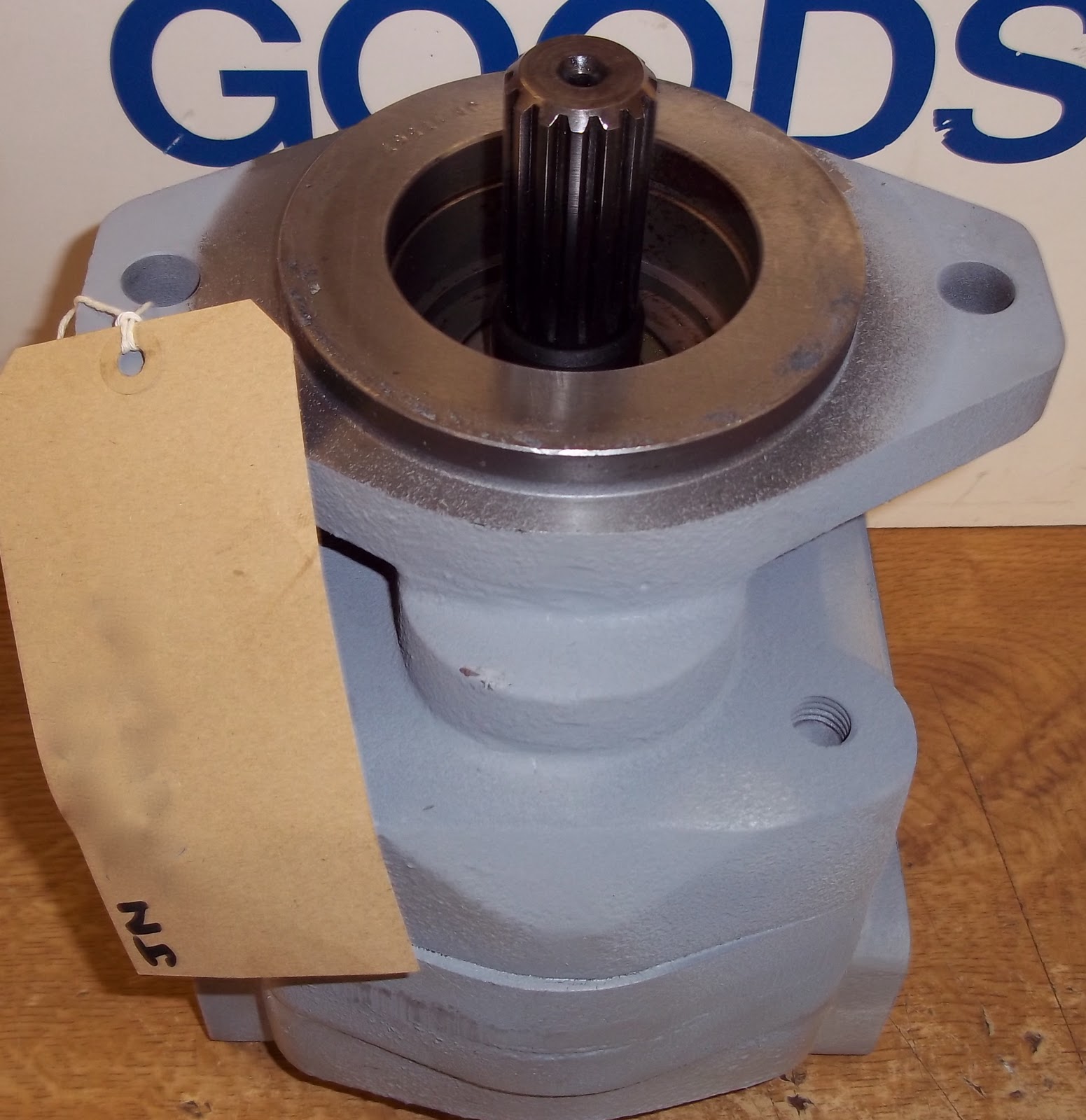 P \u0026 R Hydraulics Ltd - Repairs: Commercial Hydraulic Pump Part No 3227567031 - assembled