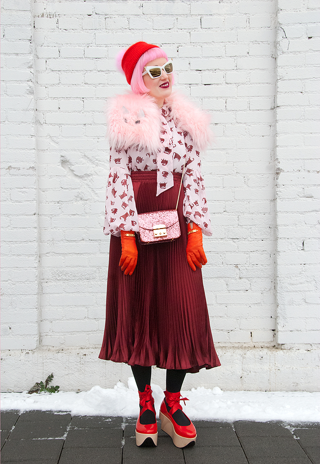 Sara is in Love with… blogger style fashion pink orange red burgundy pleated skirt faux fur cat scarf hat pink hair pinko cat print moschino gloves platform shoes Vivienne Westwood x Melissa Cléo Ferin Mercury Alexander Wang blogger look, winter outfit, pink and burgundy