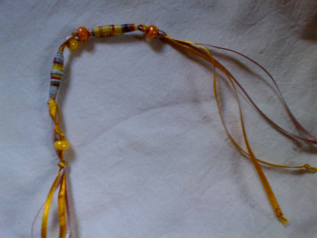 Ruthester Artesana: Pulseras con listones, mostacillon y cuentas de