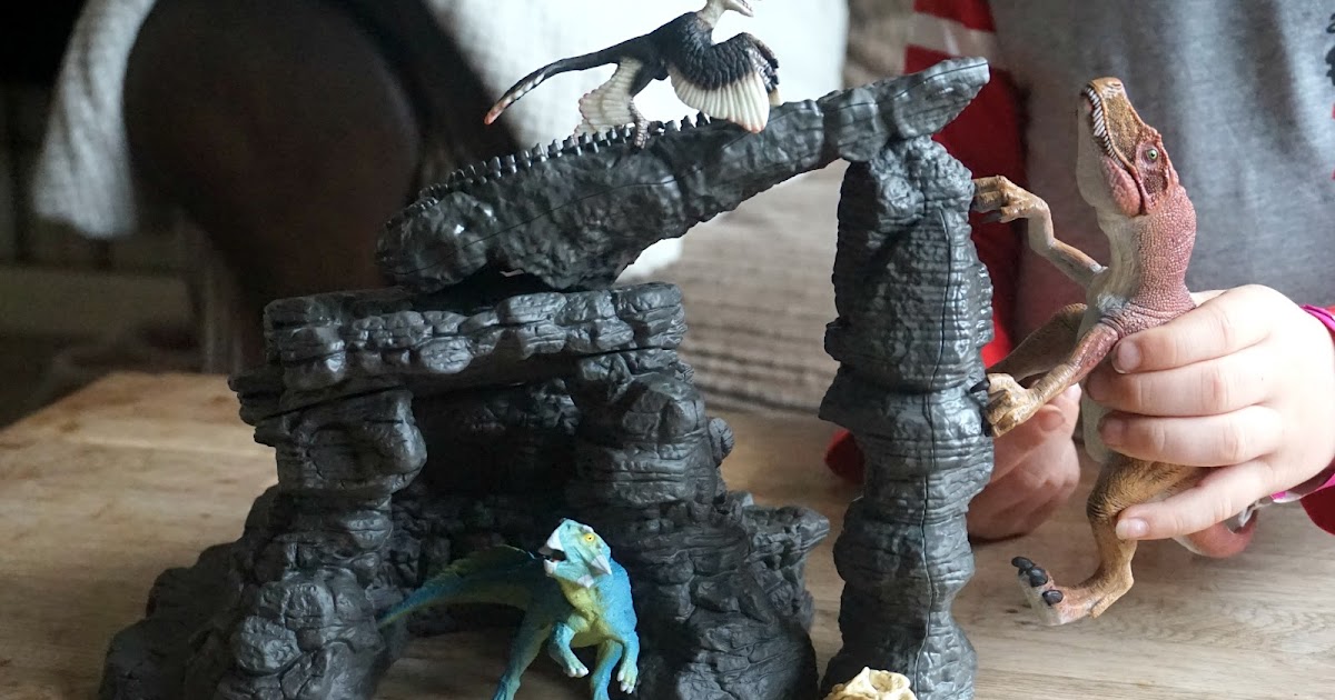 schleich dinosaur set with cave