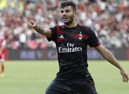 Oficial: El Milan mejora el contrato de Cutrone