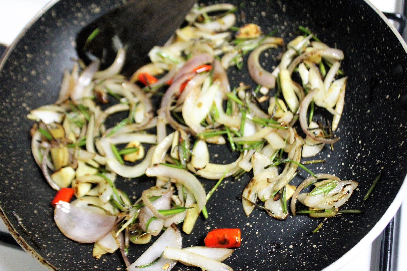 Bethica's Kitchen Flavours Onion Coriander Leaves Chutney