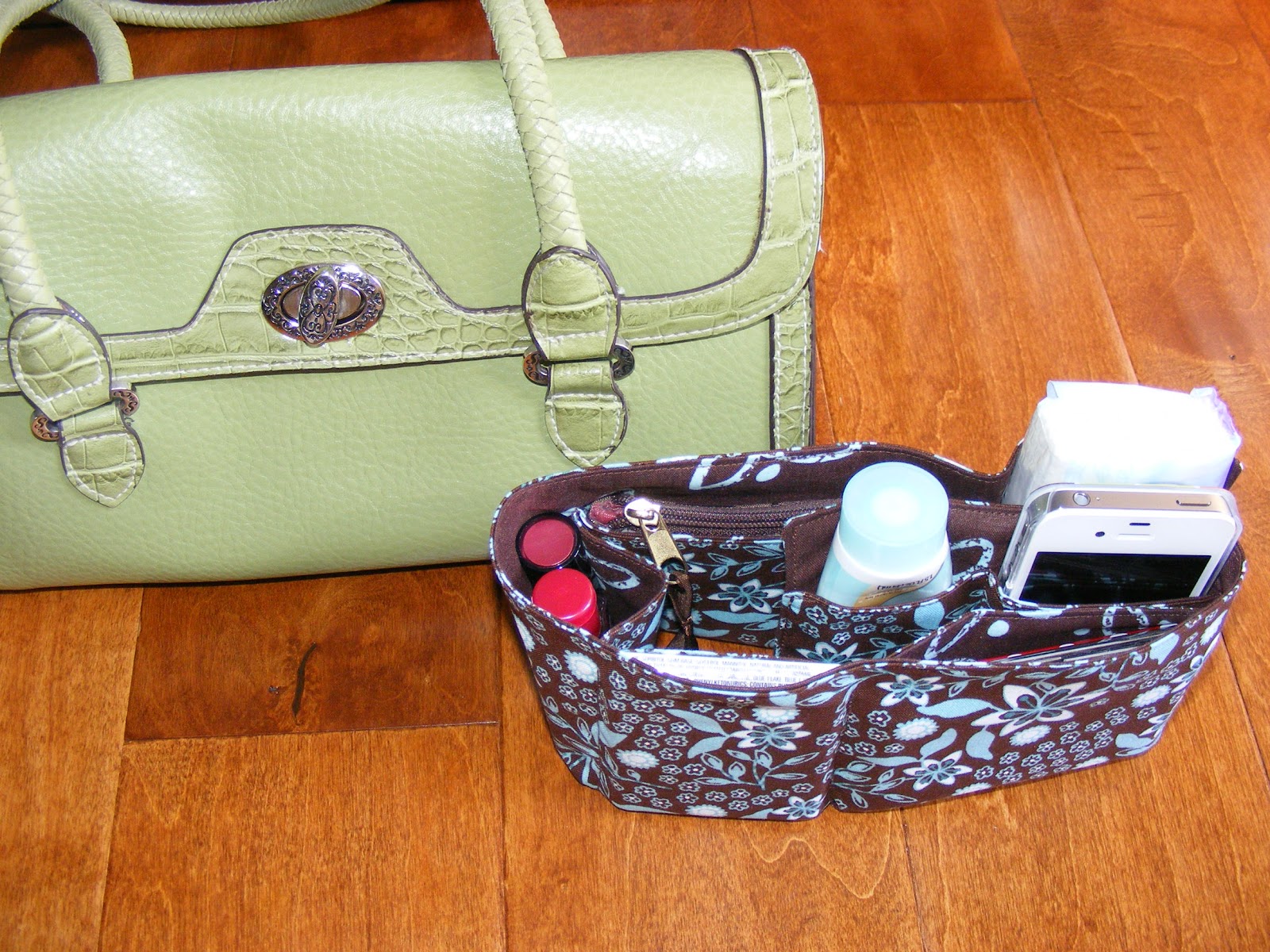 Simple Things, Sweet Life Purse Organizers Make Great Gifts!