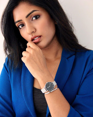 Actress Eesha Rebba New Stunning Photoshoot HD