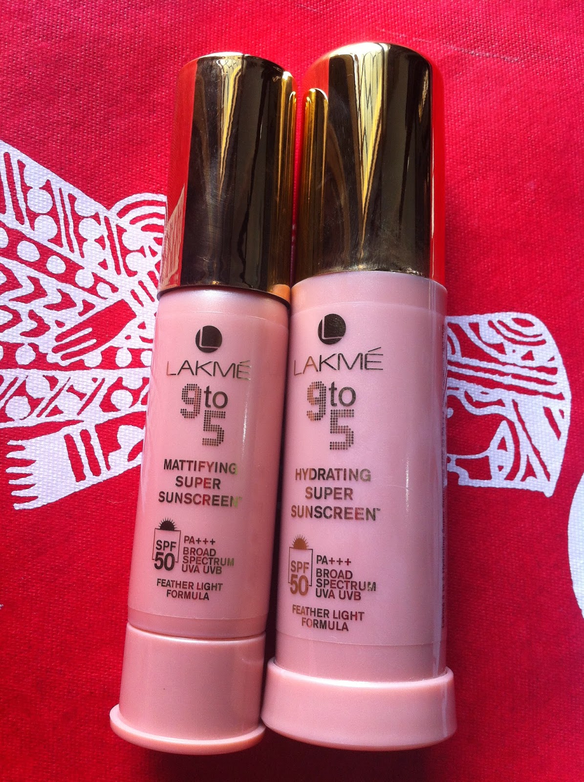 Lakme 9 to 5 Mattifying and Hydrating Super Suncreens - Review - Pout ...