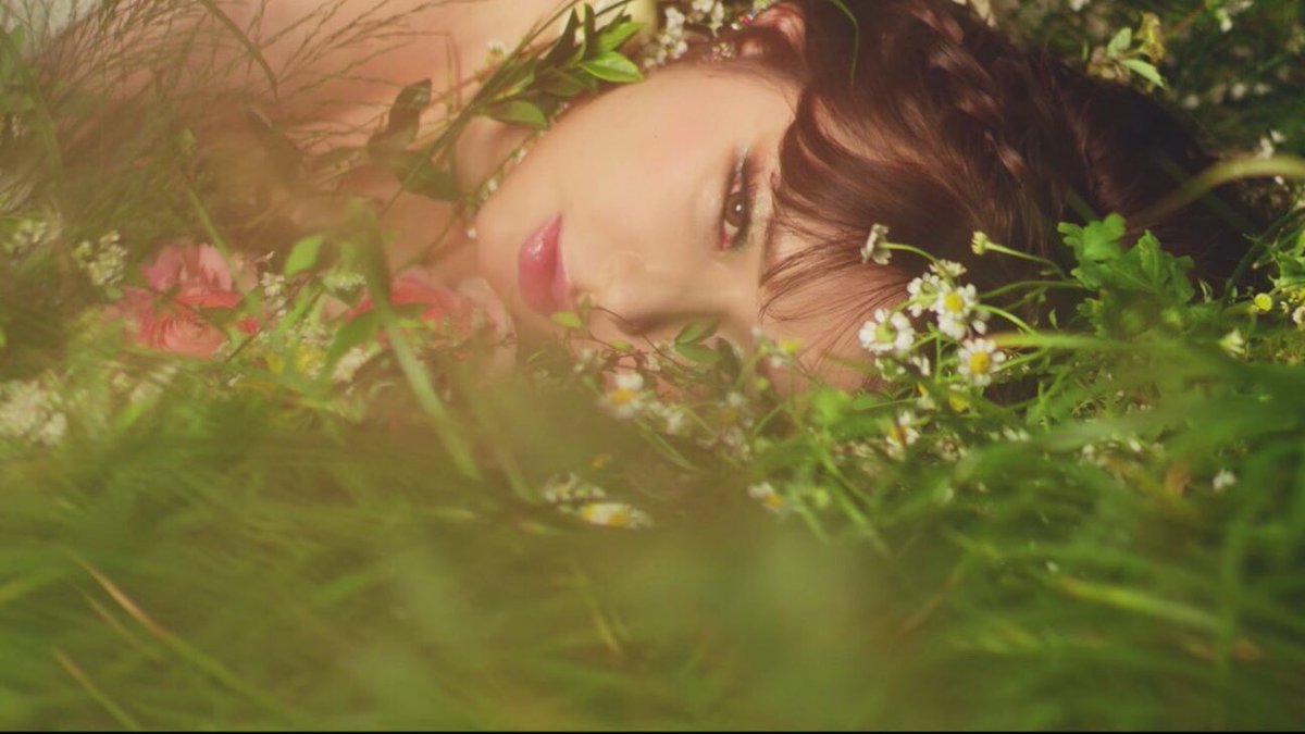 Lirik Park Bom Spring (봄) dan Terjemahan Arti Lirik