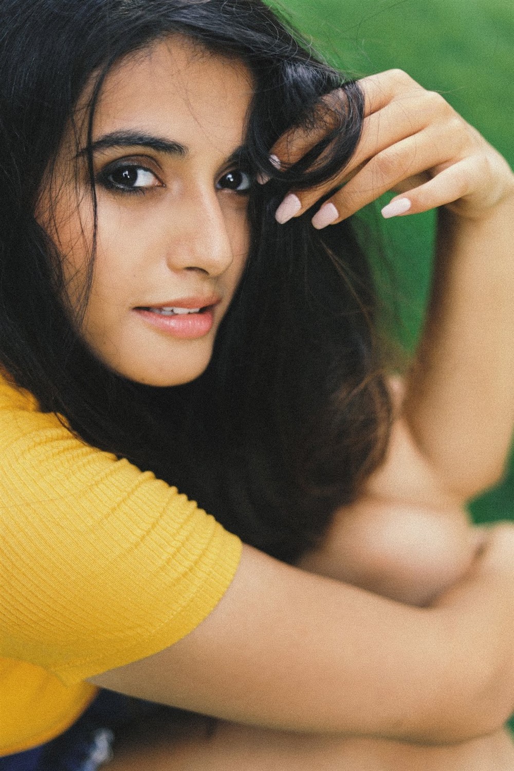 divyansha kaushik majili movie actress photoshoot stills south divyansha kaushik majili movie actress photoshoot stills south