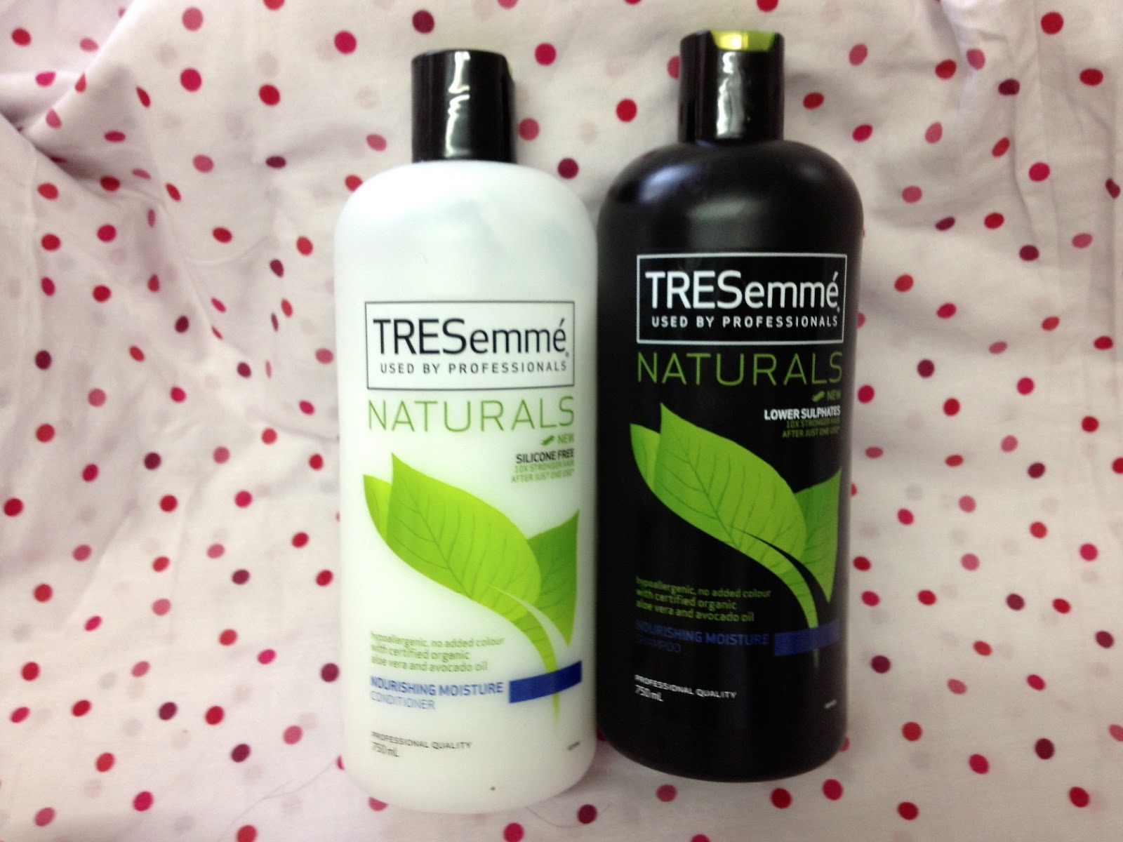 Bamblings of Naffy Tresemme Natural Shampoo and Conditioner
