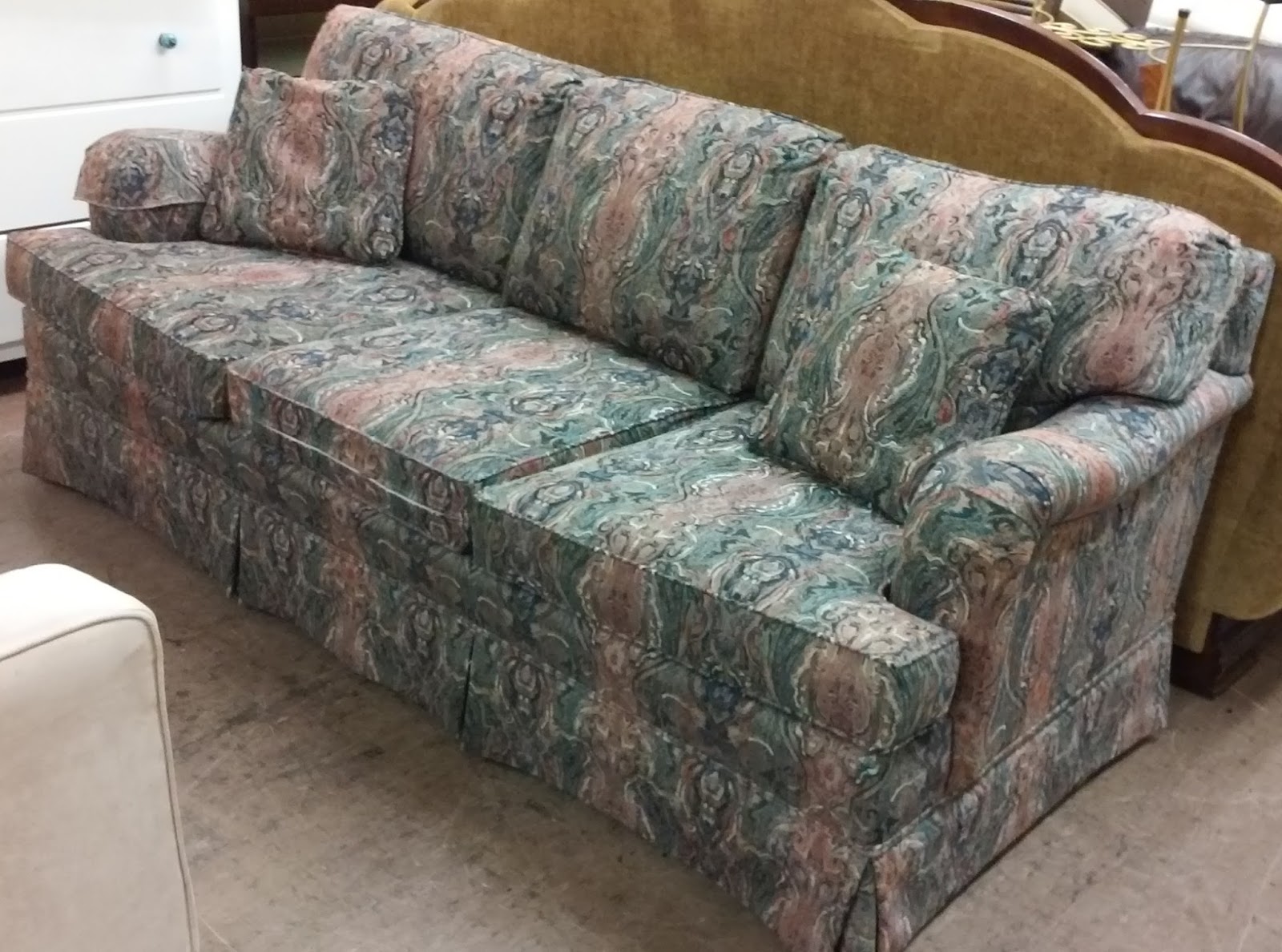 UHURU FURNITURE & COLLECTIBLES SOLD Custom Made Paisley Sofa 40