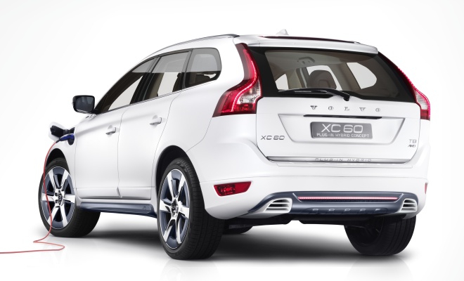 Volvo XC60 Plug-in Hybrid from the rear