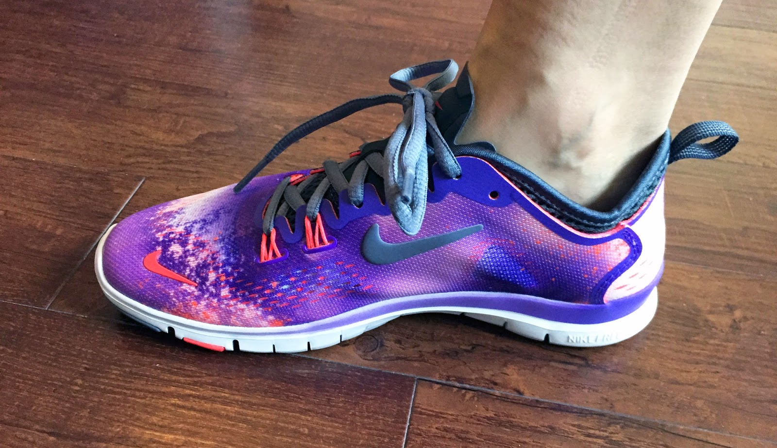 My Superficial Endeavors: Nike Free 5.0 TR Shoes in Purple Venom!