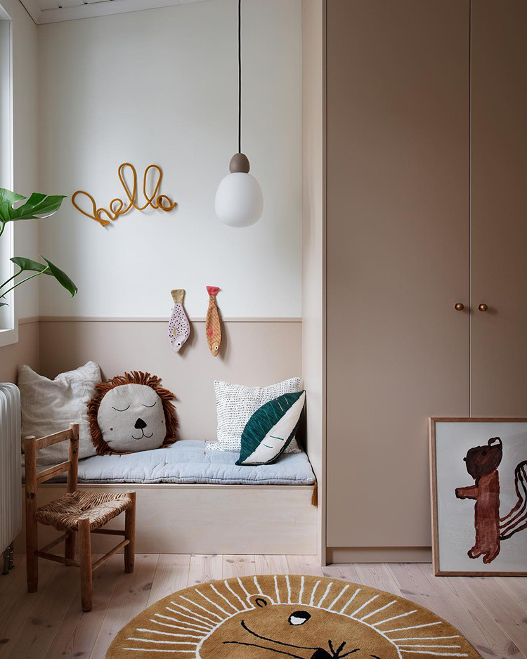 Cute kids room in beige tones by bloggaibagis