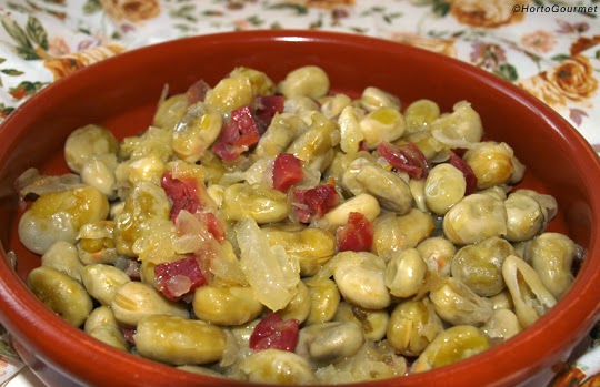 Habitas con cebolla y jamón HortoGourmet