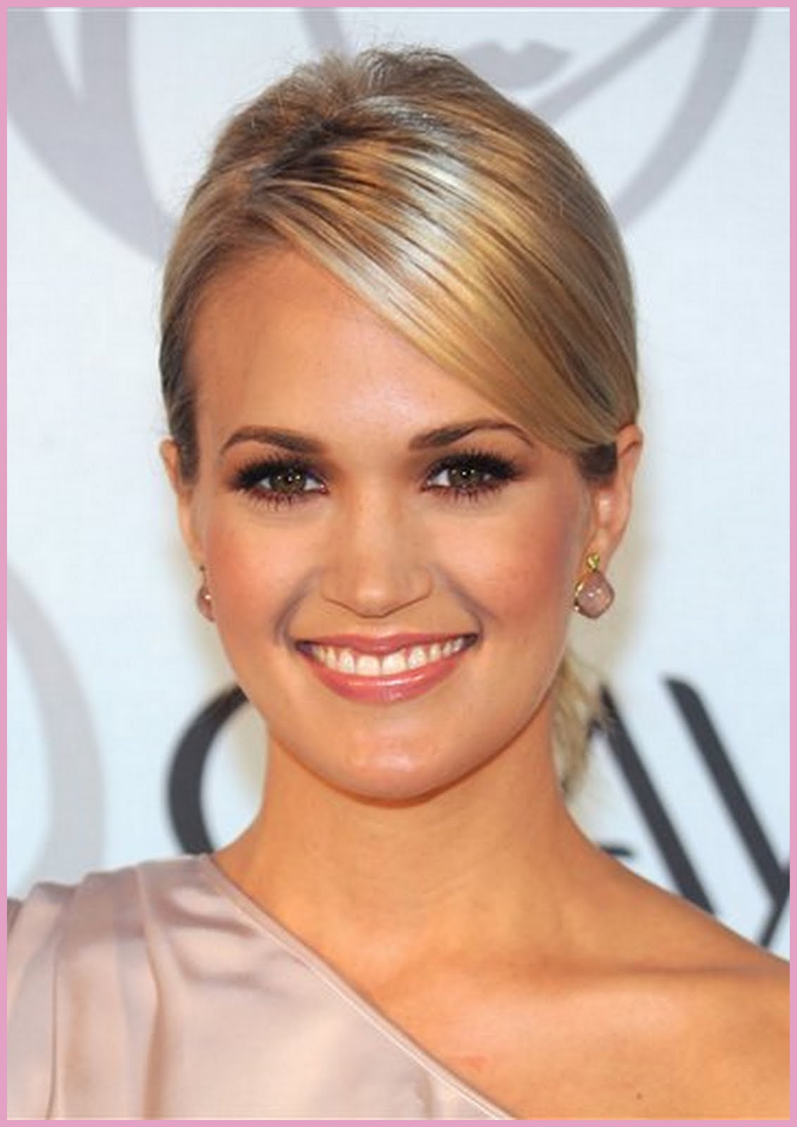 Carrie Underwood Carrie Underwood eyes