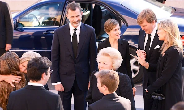 King Felipe VI of Spain and Queen Letizia of Spain, King Willem-Alexander and Queen Maxima, King Juan Carlos and Queen Sofia, Princess Beatrix, Princess Laurentien, King Simeon Borisov Sakskoburggotski and Margarita Gomez-Acebo, Miriam Ungria and Sons