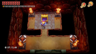 a Chamber Dungeon room with the chest that normally has the Roc's Feather, there are 22 keys visible on the HUD