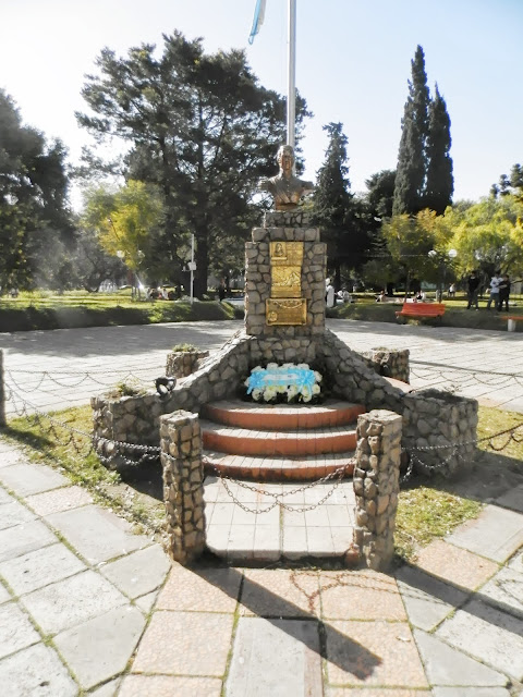 BUSTO GRAL JOSE DE SAN MARTIN