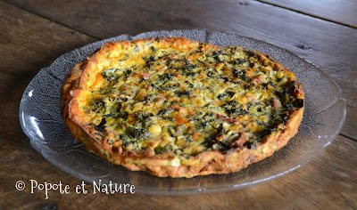 Clafoutis salé aux bettes, chou kale, courgette, cheddar et lardons © Popote et Nature Clafoutis salé aux bettes, chou kale, courgette, cheddar et lardons © Popote et Nature