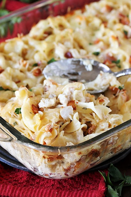 Turkey-Bacon Alfredo Casserole Image ~ Bacon-laced creamy Turkey-Bacon Alfredo Casserole is a wonderful way to enjoy those turkey leftovers.  Taking advantage of prepared Alfredo sauce convenience, it's not only tasty, it's easy to prepare, too.