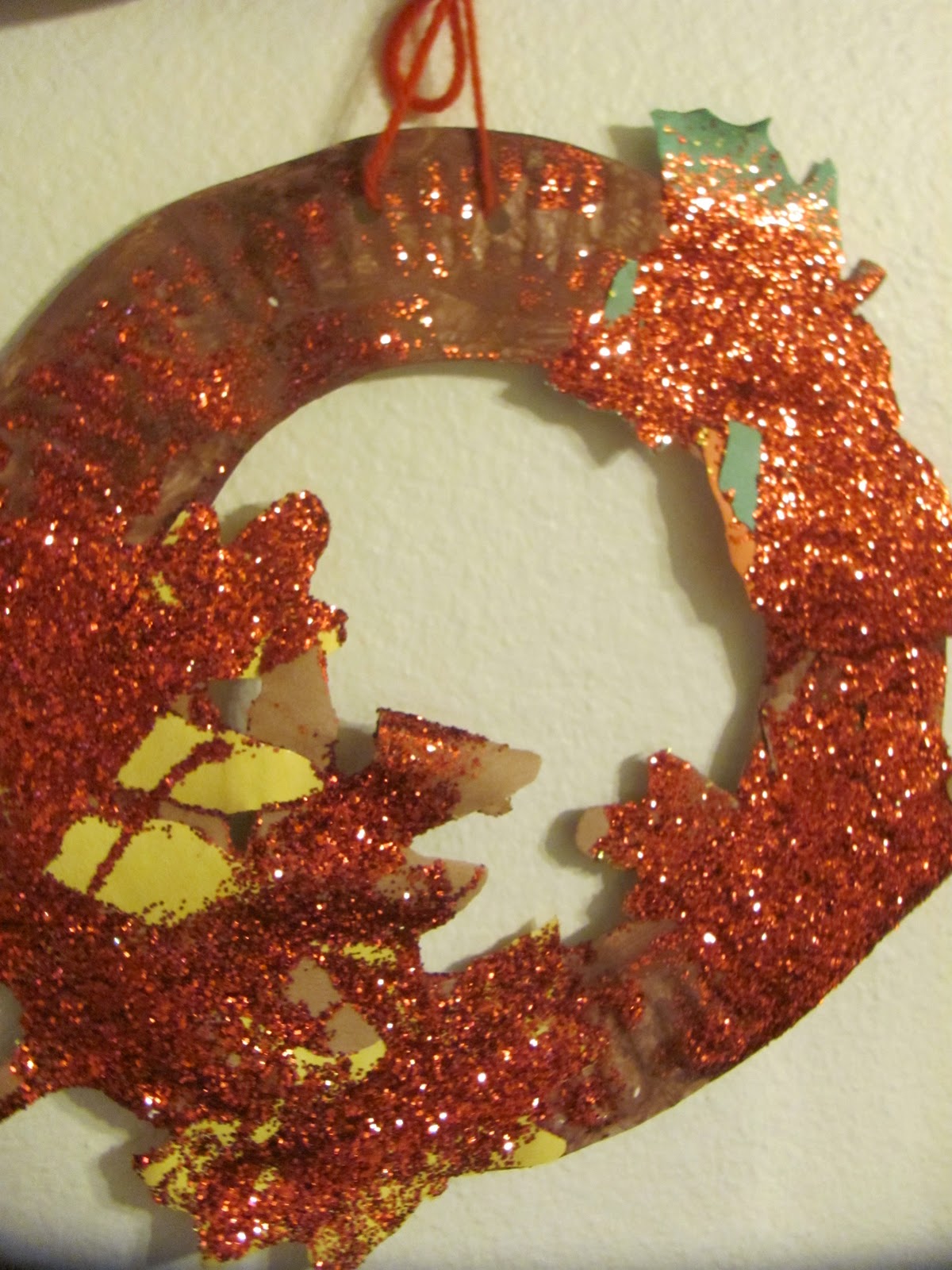 Life In The Unknown Paper Plate Wreaths