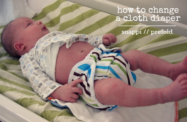 How to Change a Cloth Diaper // prefolds, covers, snappis