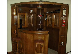 ... dos Bares de sala