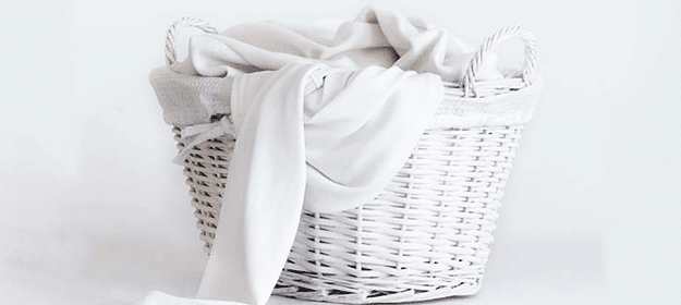 Cómo recuperar el blanco de la ropa