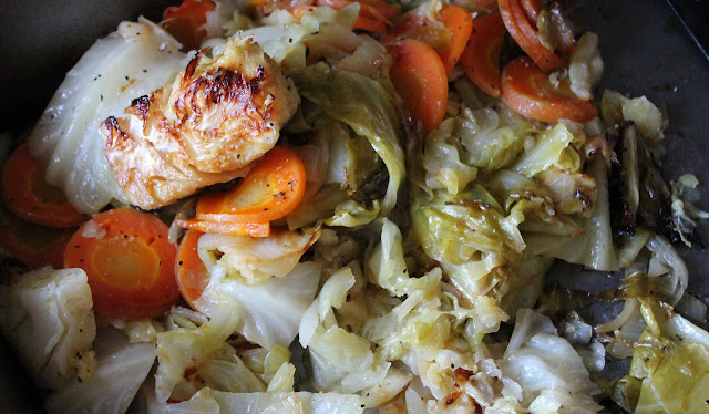 This delicious braised cabbage medley is paleo-friendly and whole30 compliant!