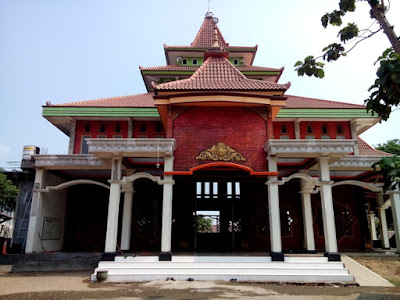 Masjid Bintang Darul Muttaqin Mojokerto