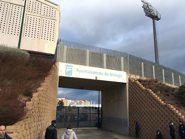 Málaga, concentración en el Ciudad de Málaga para el " Míchel vete ya " Málaga, concentración en el Ciudad de Málaga para el " Míchel vete ya "