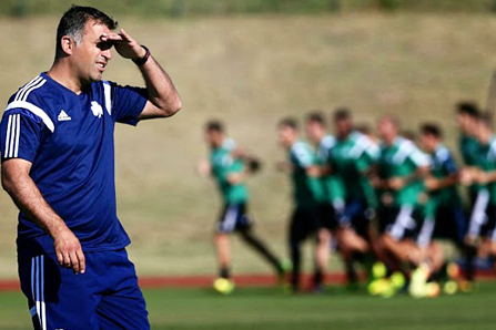 «Θα ετοιμάσουμε την ομάδα για τα προκριματικά του Champions League, αλλά και για το πρωτάθλημα» (vid)