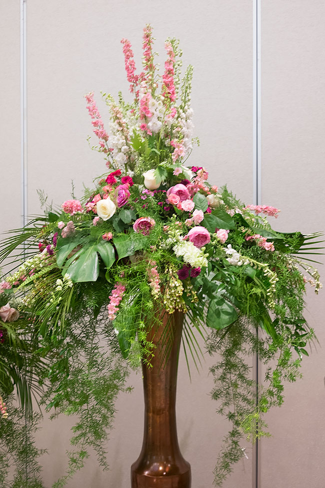 Stop & Look Floral Design Through the Ages Royal Wedding Trends