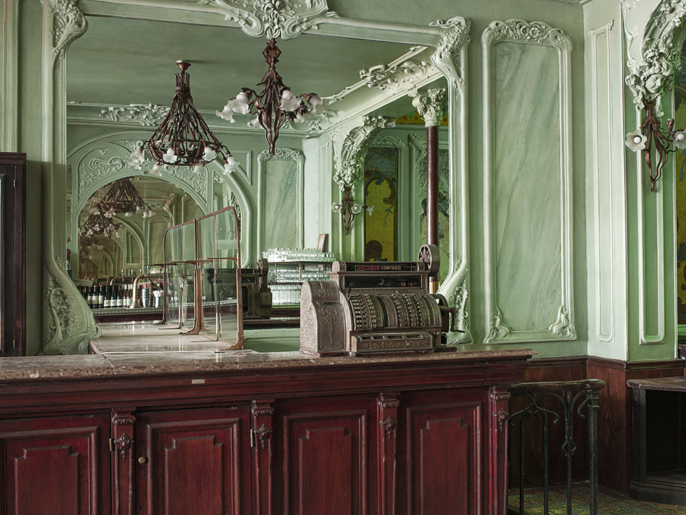 Oh, by the way... Bouillon Julien, Paris