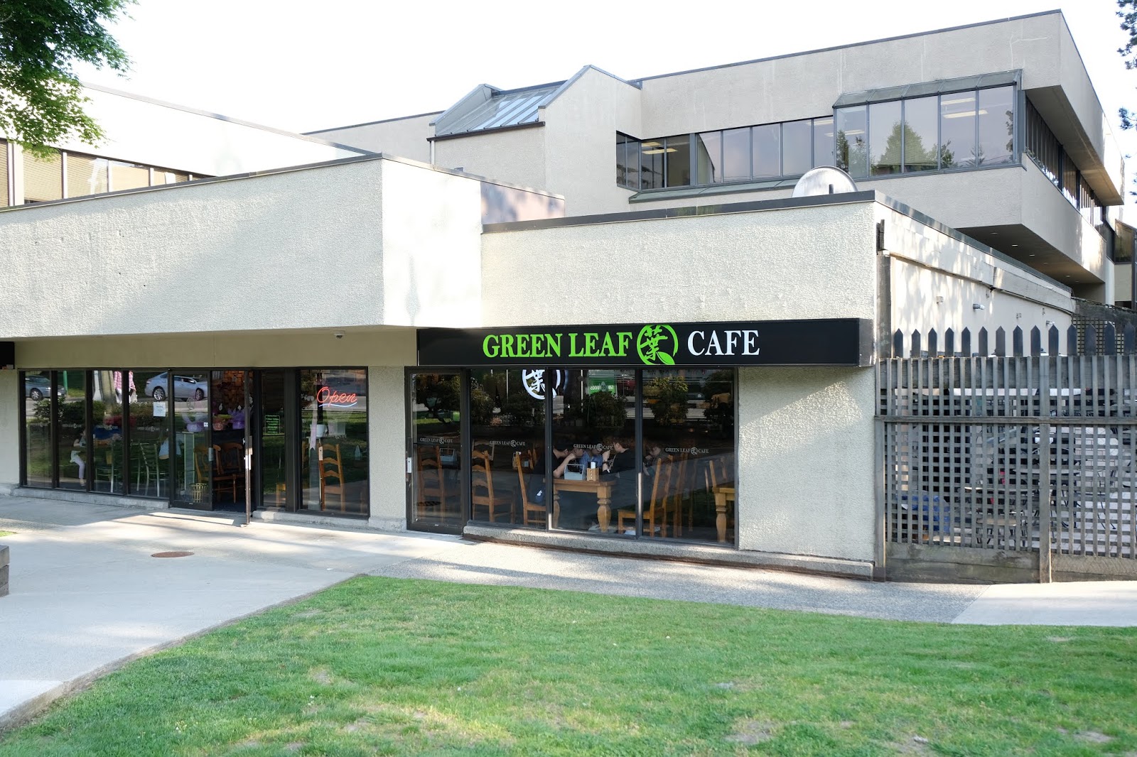 GREEN LEAF CAFE BURNABY LOCATION MISSVANCOUVERPIGGY