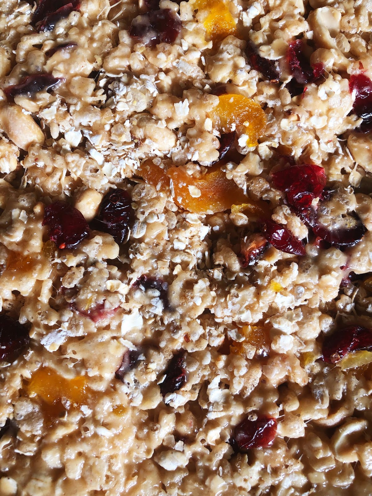 Hawaii Mom Blog Easy Energy Bar Recipe