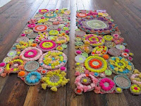 Alfombras DIY con pompons para el hogar