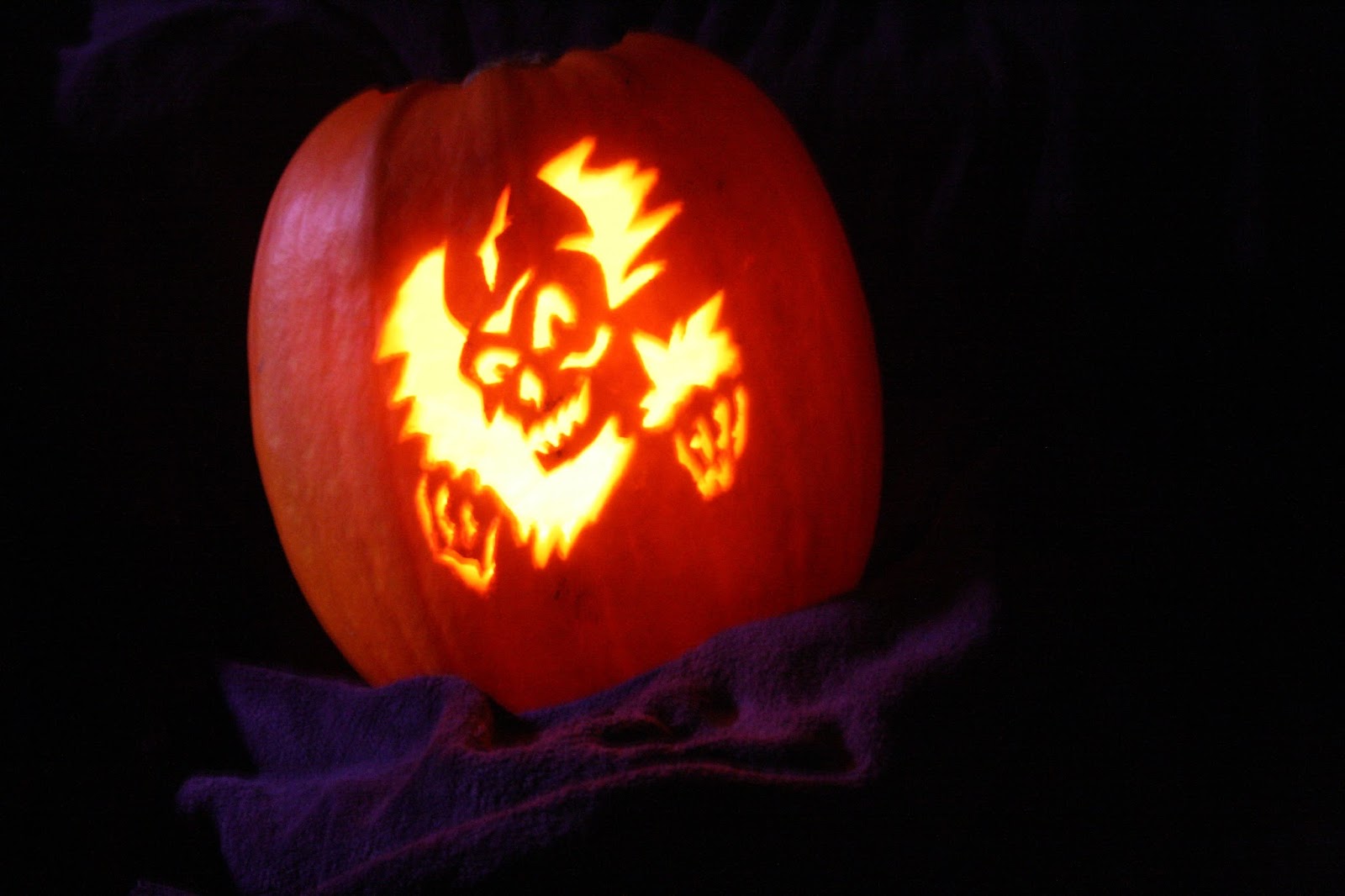 Beautykinguk Perfect Pumpkin Carving Tutorial