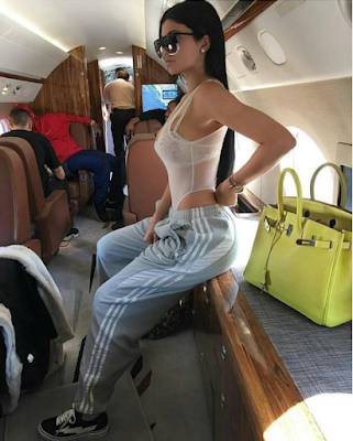 1k Kylie Jenner and Tyga fly in style