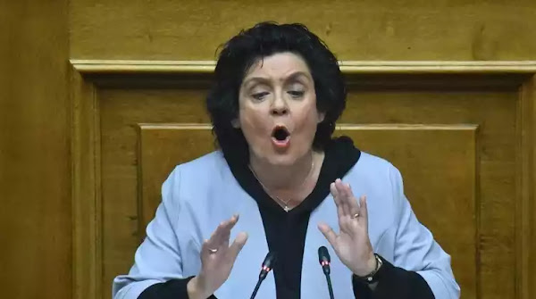 Λιάνα Κανέλλη: Εγώ δε δίνω τον μισό μισθό μου για τον κορονοϊό Λιάνα Κανέλλη: Εγώ δε δίνω τον μισό μισθό μου για τον κορονοϊό