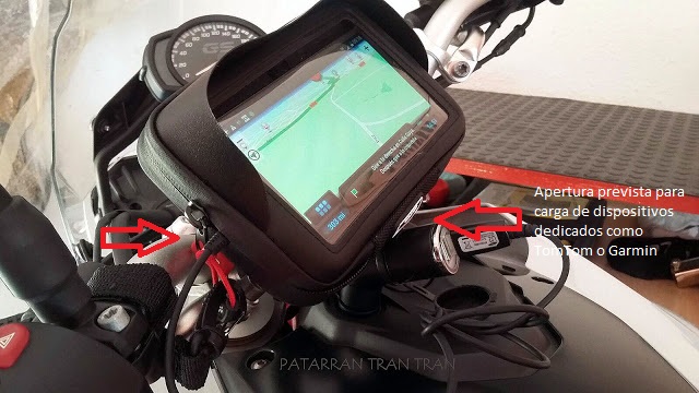 BMW f800GS. Trail Forever. Porta GPS Universal Givi s954b